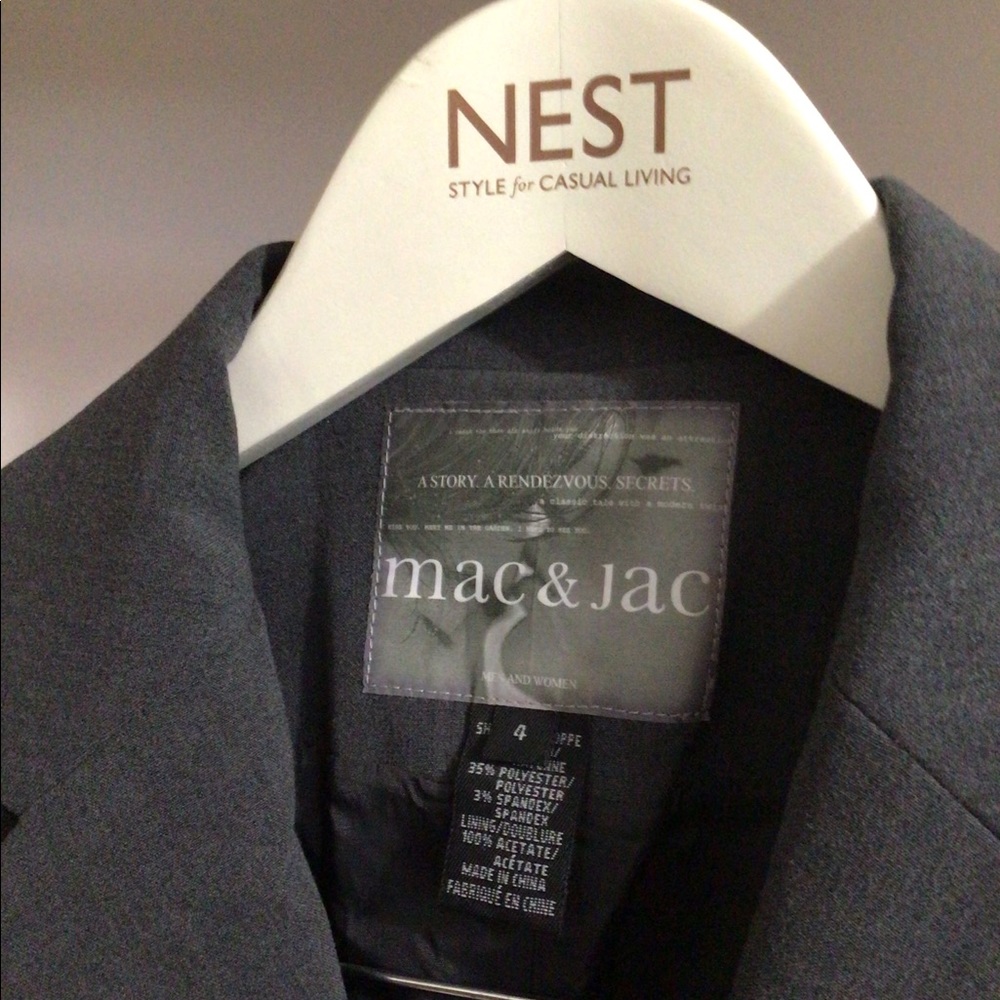 mac & jac suit - Picture 3 of 3